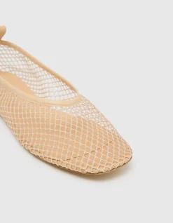 DAKOTA MESH FLAT SHOE