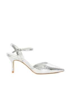 DEBATE COURT IN SILVER