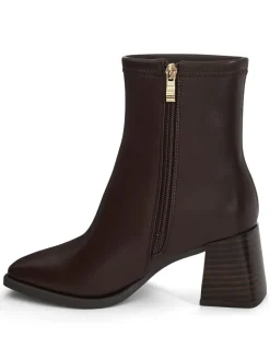 DEMAND ANKLE BOOT
