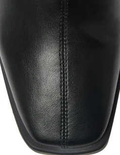 DEMAND ANKLE BOOT