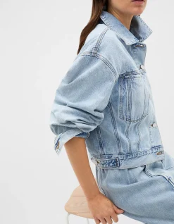 DENIM CROP JACKET