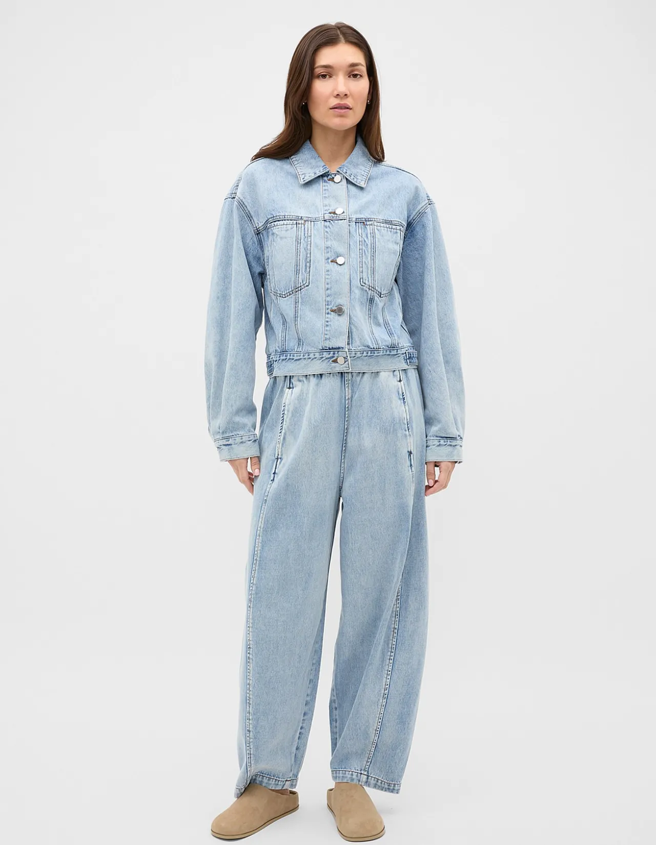 DENIM CROP JACKET