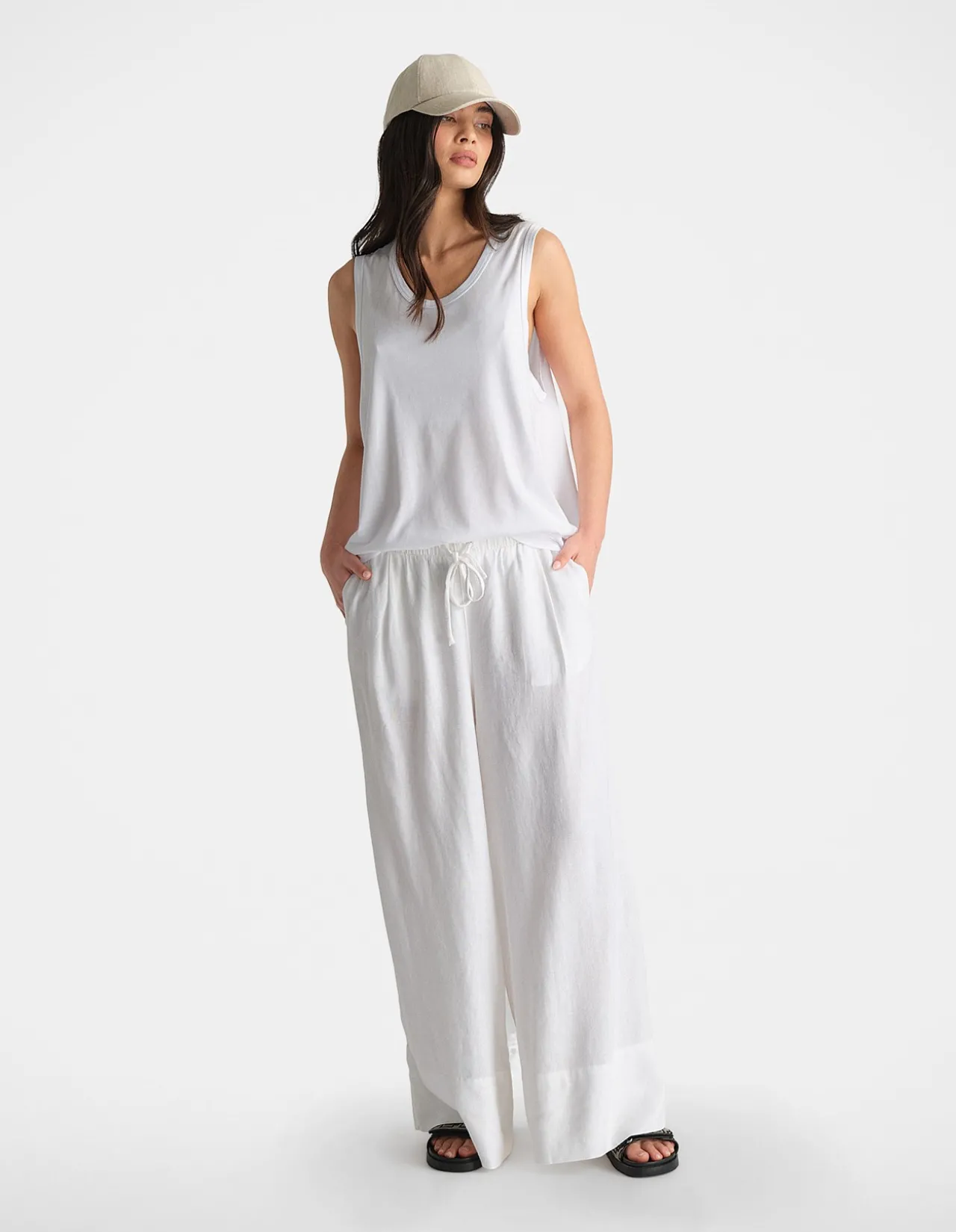 D-LUXE BOYFRIEND TANK