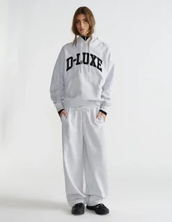 D-LUXE ESSENTIAL HOODIE
