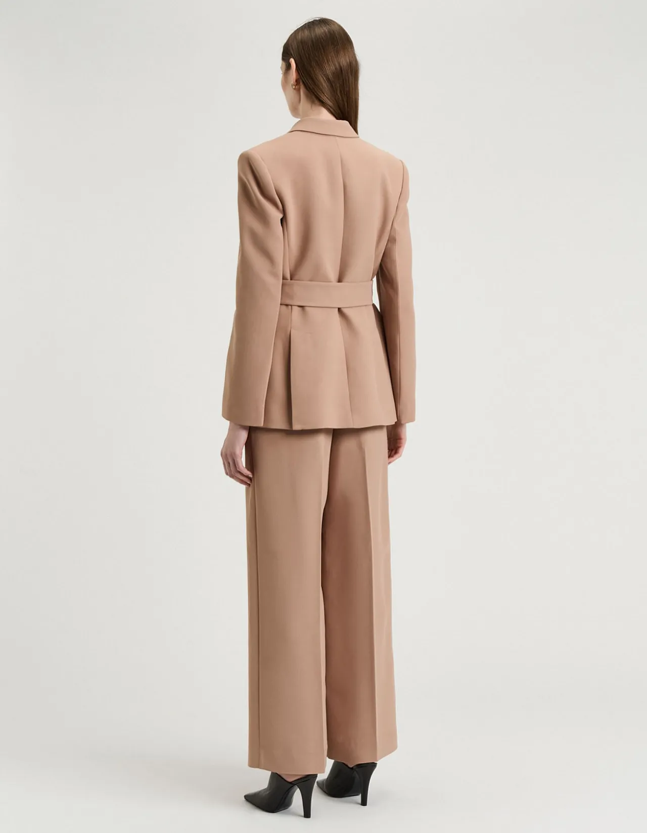 DOUBLE WEAVE TIE BELTED BLAZER