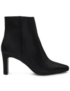 DRAMA BOOT