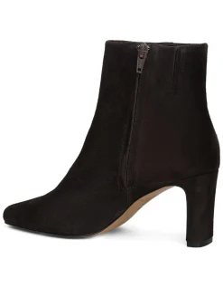 DRAMA BOOT