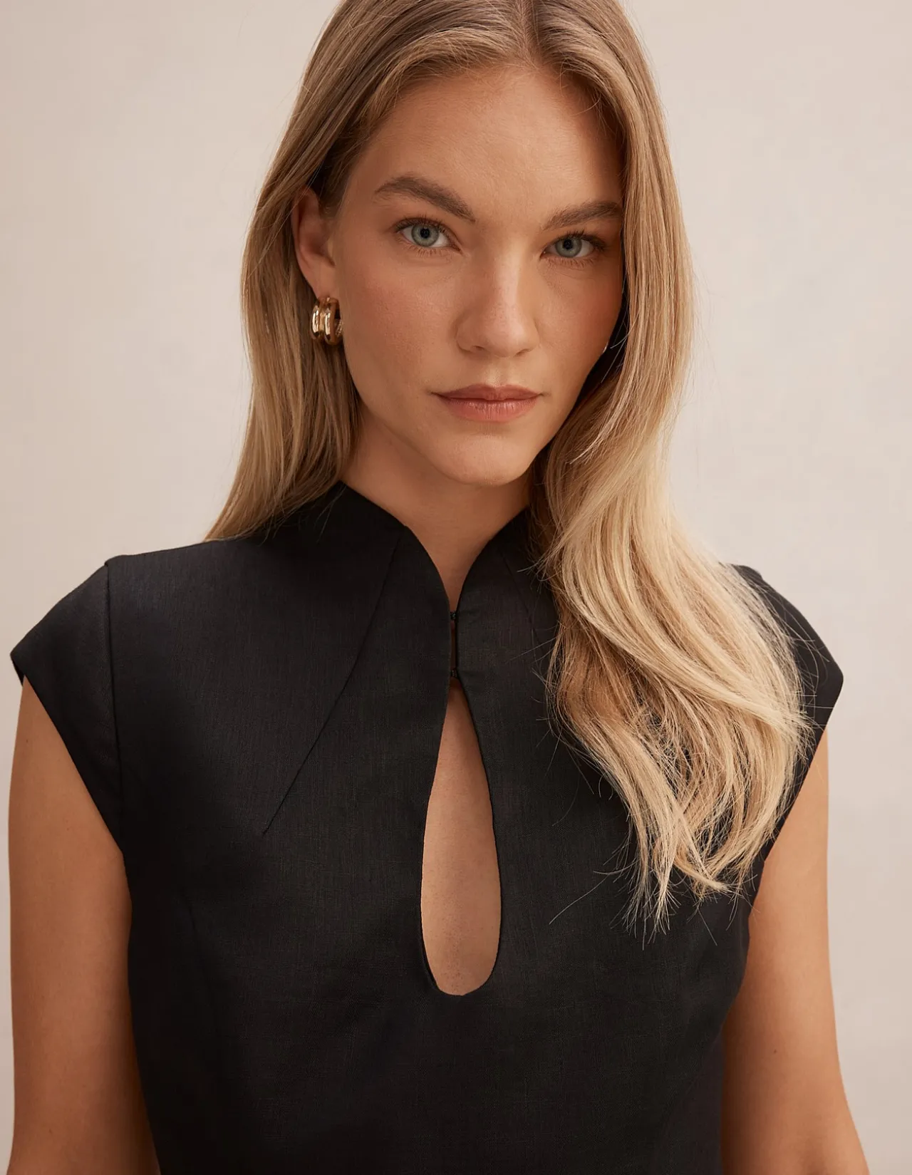 ELIZA SCULPTED LINEN MINI DRESS