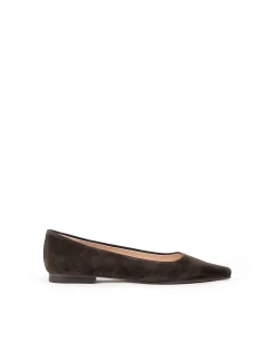 ELVY CHISELLED FLAT PUMP