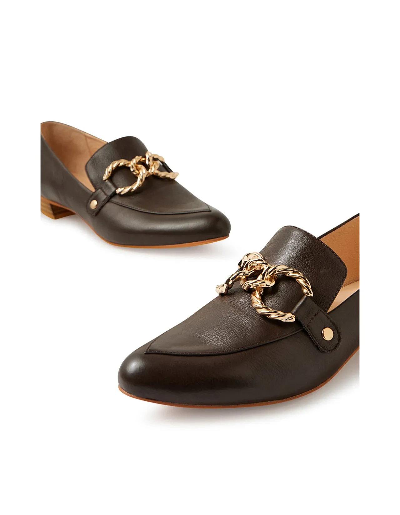 Esben Chain Detail Leather Loafers