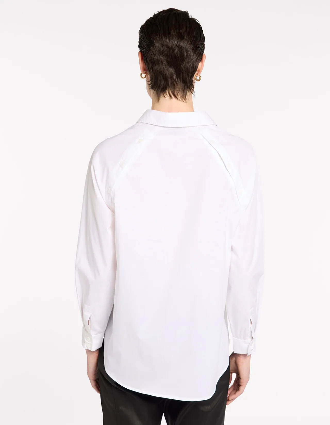 ESSENTIAL BUTTON SHIRT