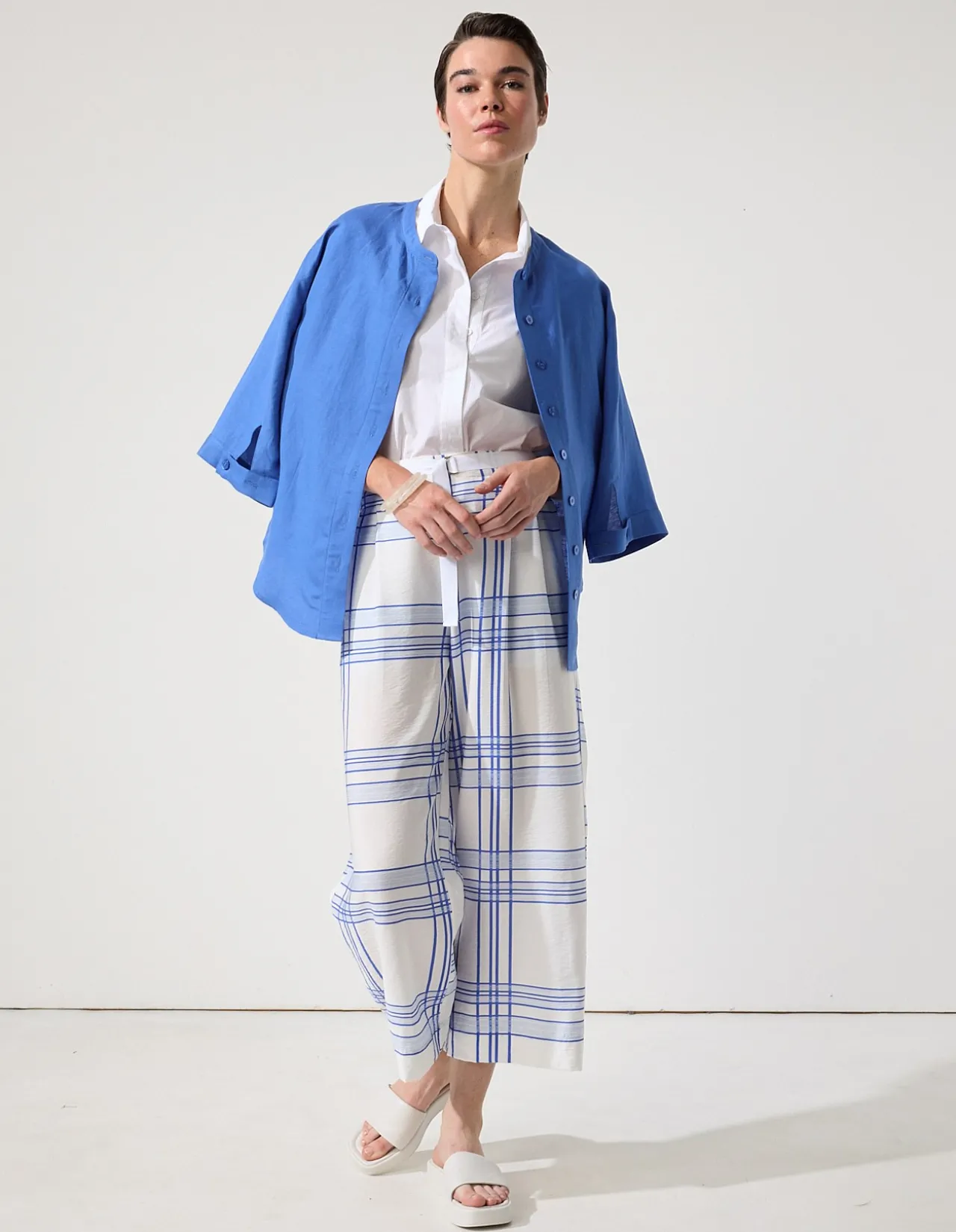 ESSENTIAL LINEN OVERSHIRT