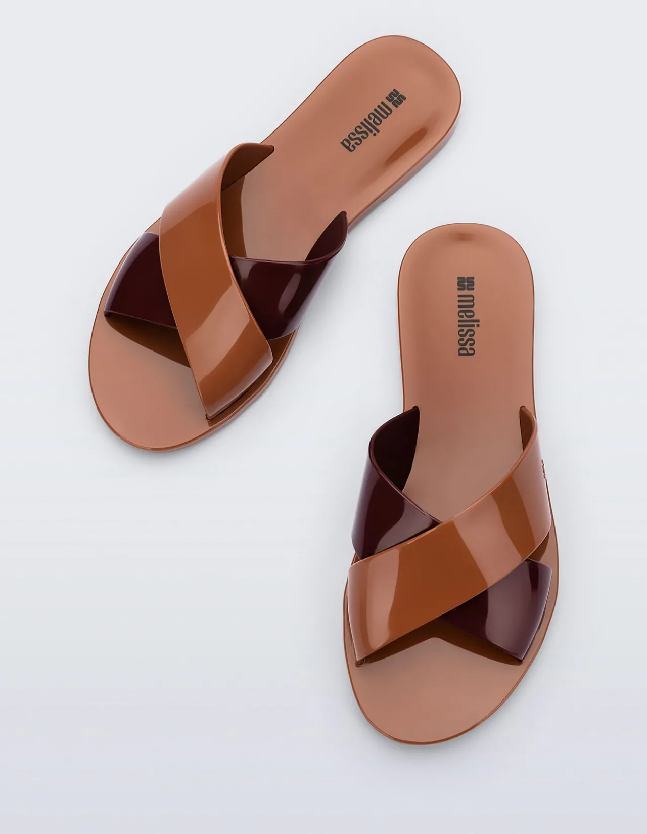 ESSENTIAL SLIDE