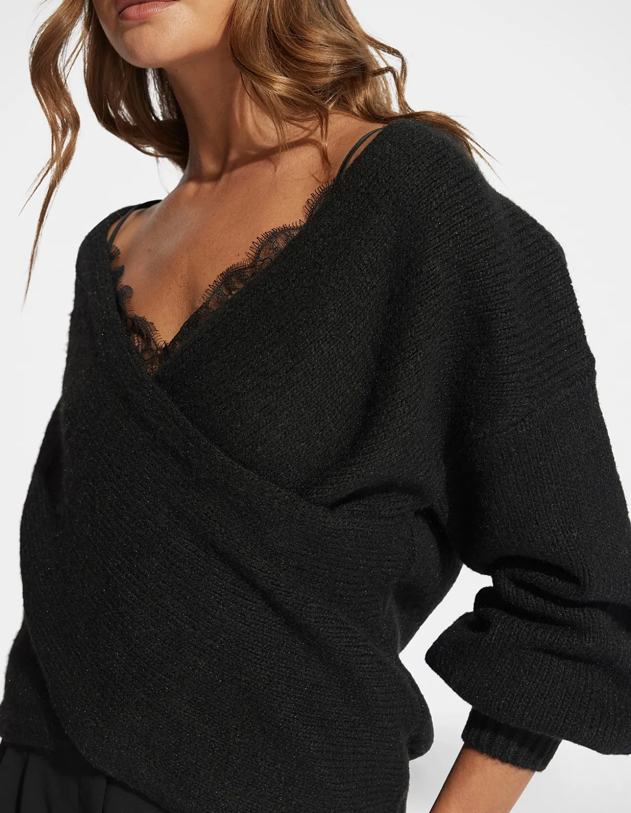 ESTELLE CROSSOVER JUMPER