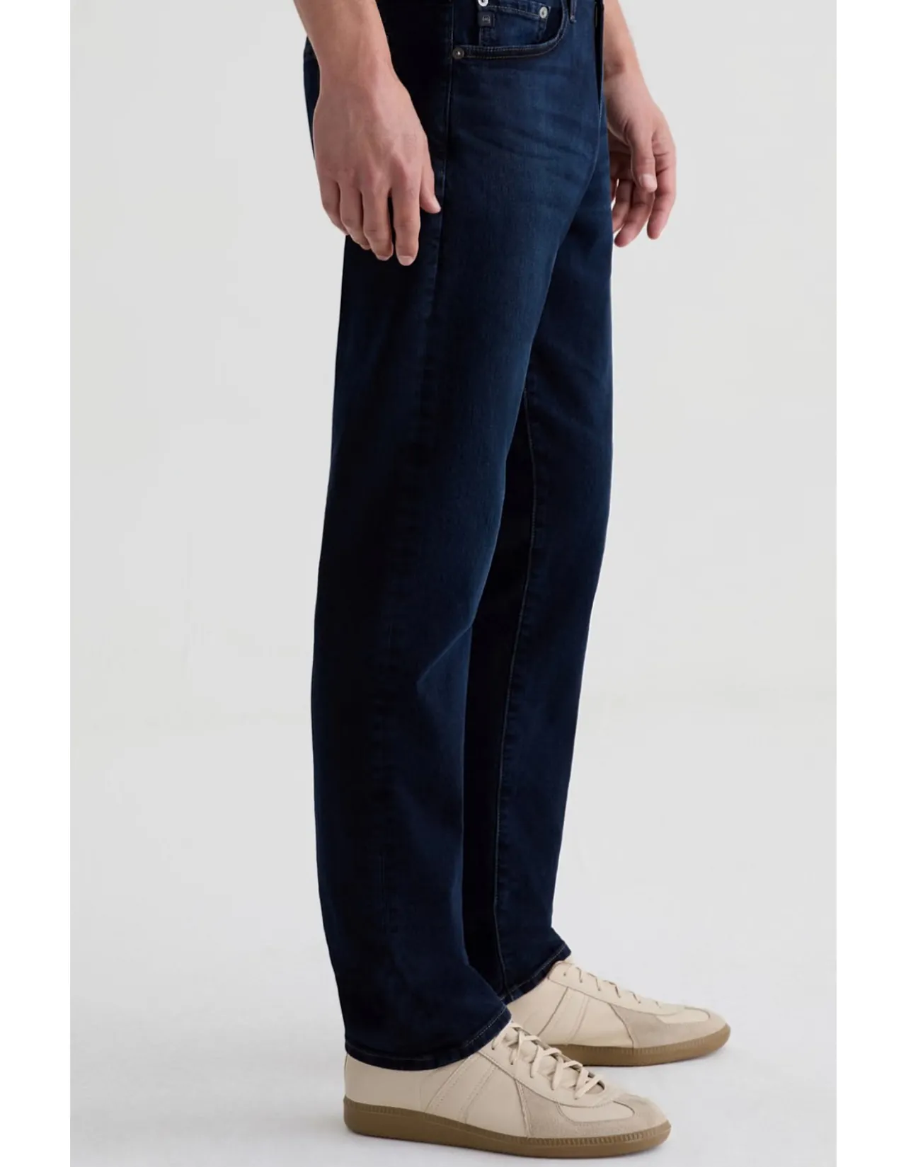 Everett Slim Straight Dark Indigo Jeans