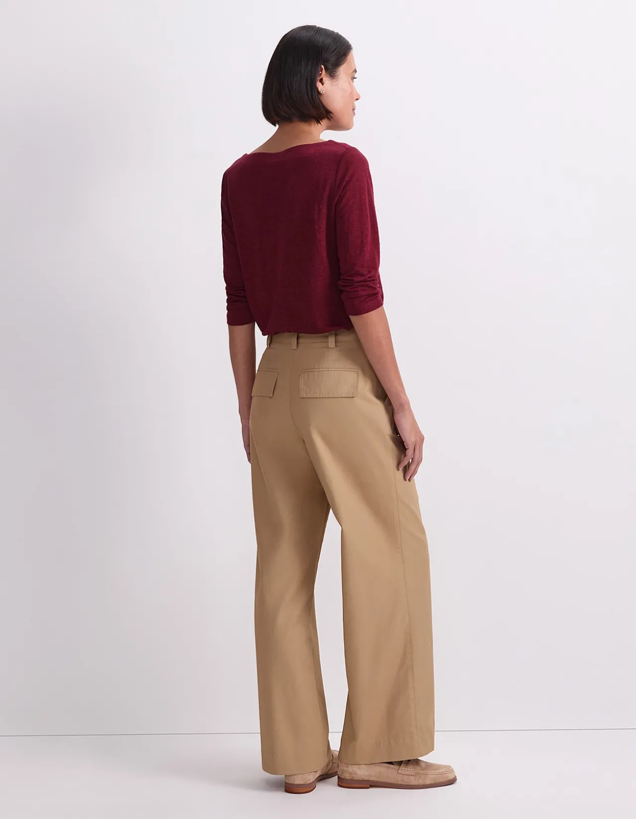 EVIE STRAIGHT CAPRI