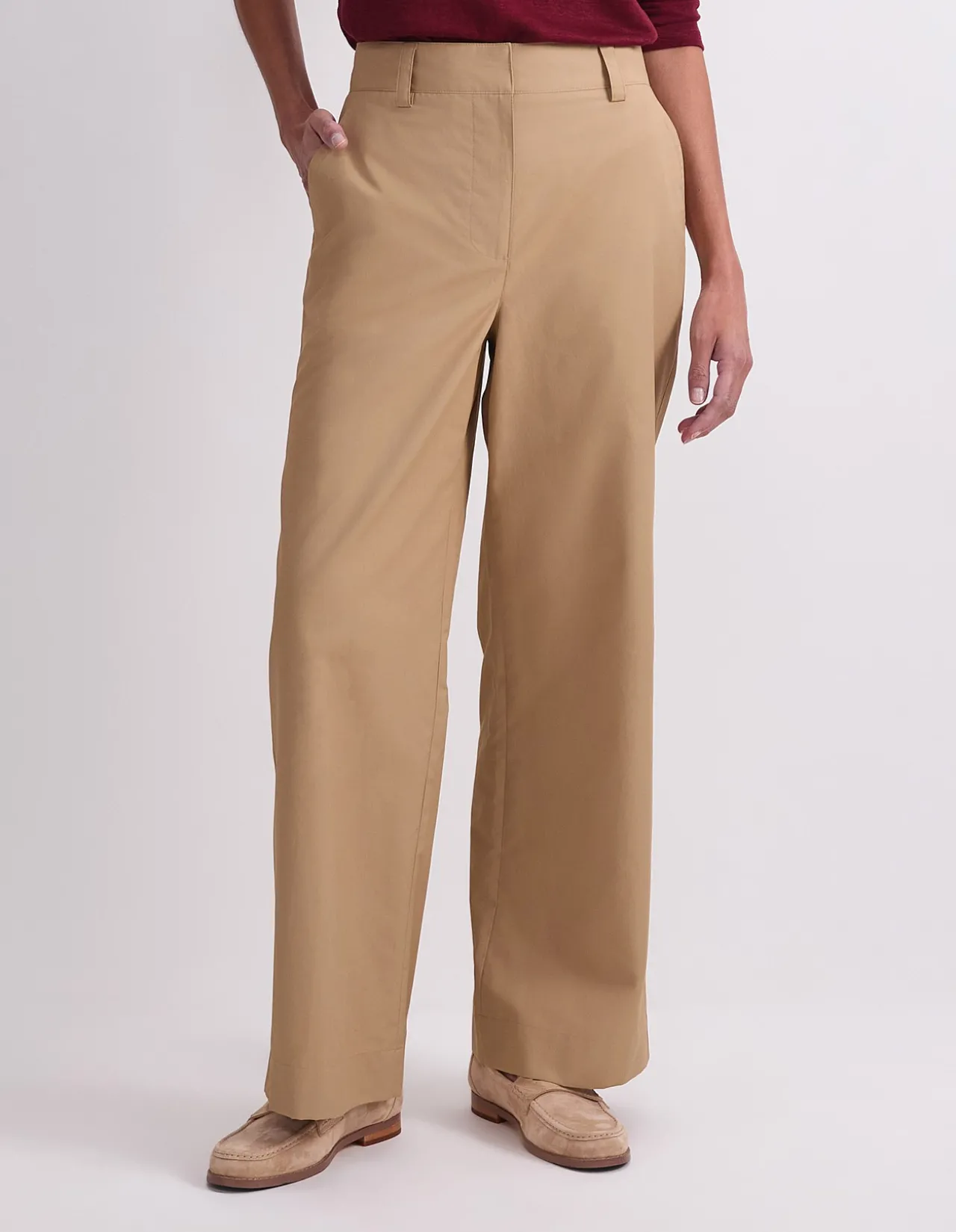 EVIE STRAIGHT CAPRI
