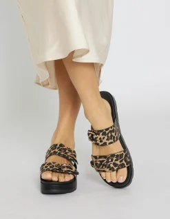 FICTION FLAT SANDAL