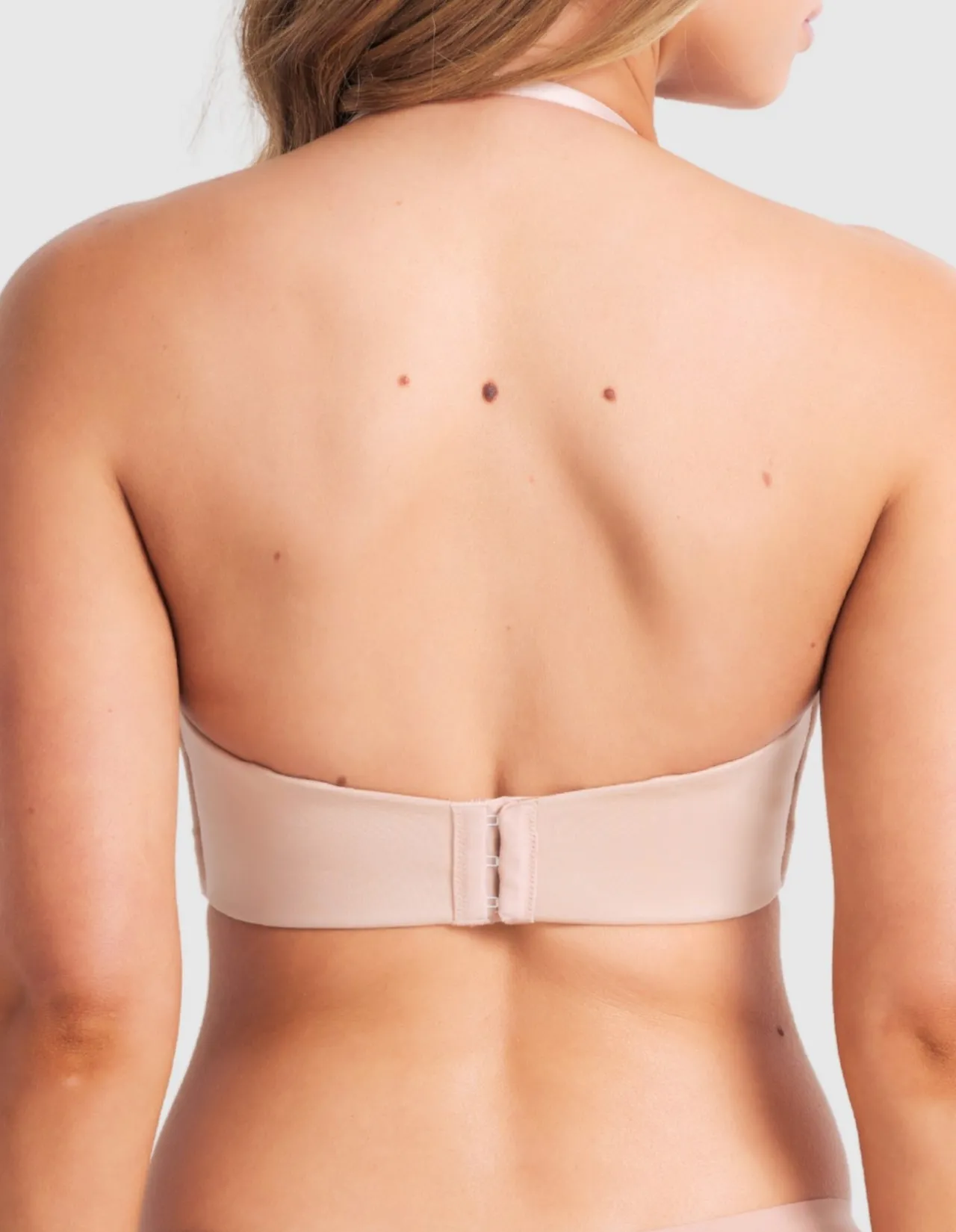 Fine Lines Attitude Full Figure Strapless Bra