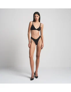 FITS EVERYBODY TRIANGLE BRALETTE