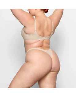 FITS EVERYBODY T-SHIRT BRA