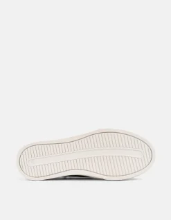 FLARE SUEDE BOAT SHOE