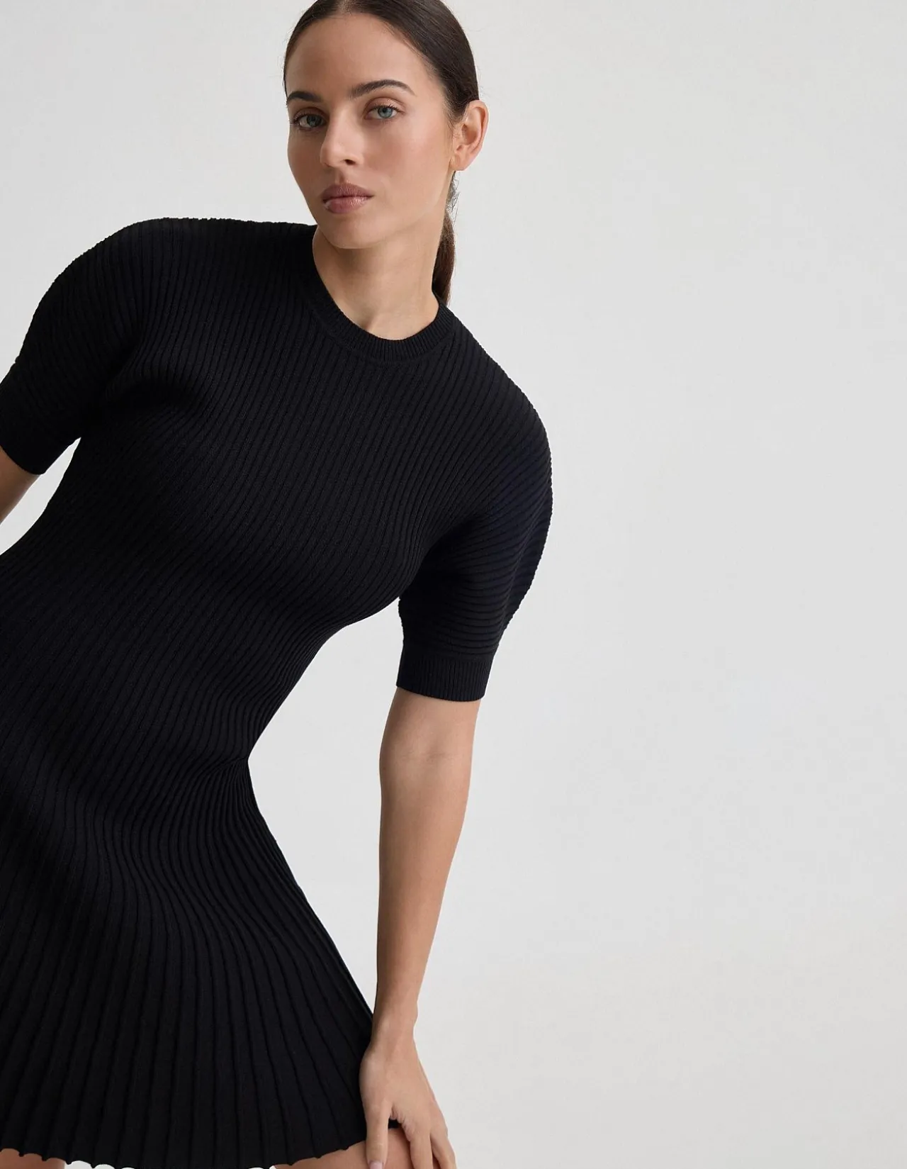 FLORENCE KNITTED PLEAT DRESS