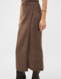 FLUFFY KNIT WRAP SKIRT