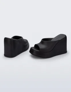 FREE SLIP WEDGE
