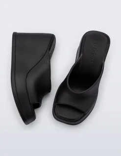 FREE SLIP WEDGE