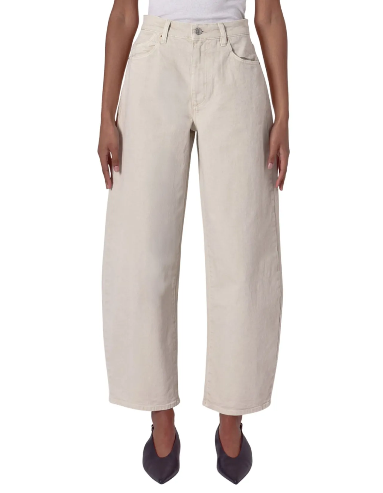 Gigi Barrel Super High Rise Barrel Leg Jeans