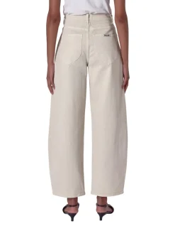Gigi Barrel Super High Rise Barrel Leg Jeans