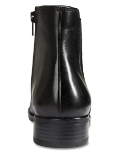 GLASGOW ANKLE BOOT