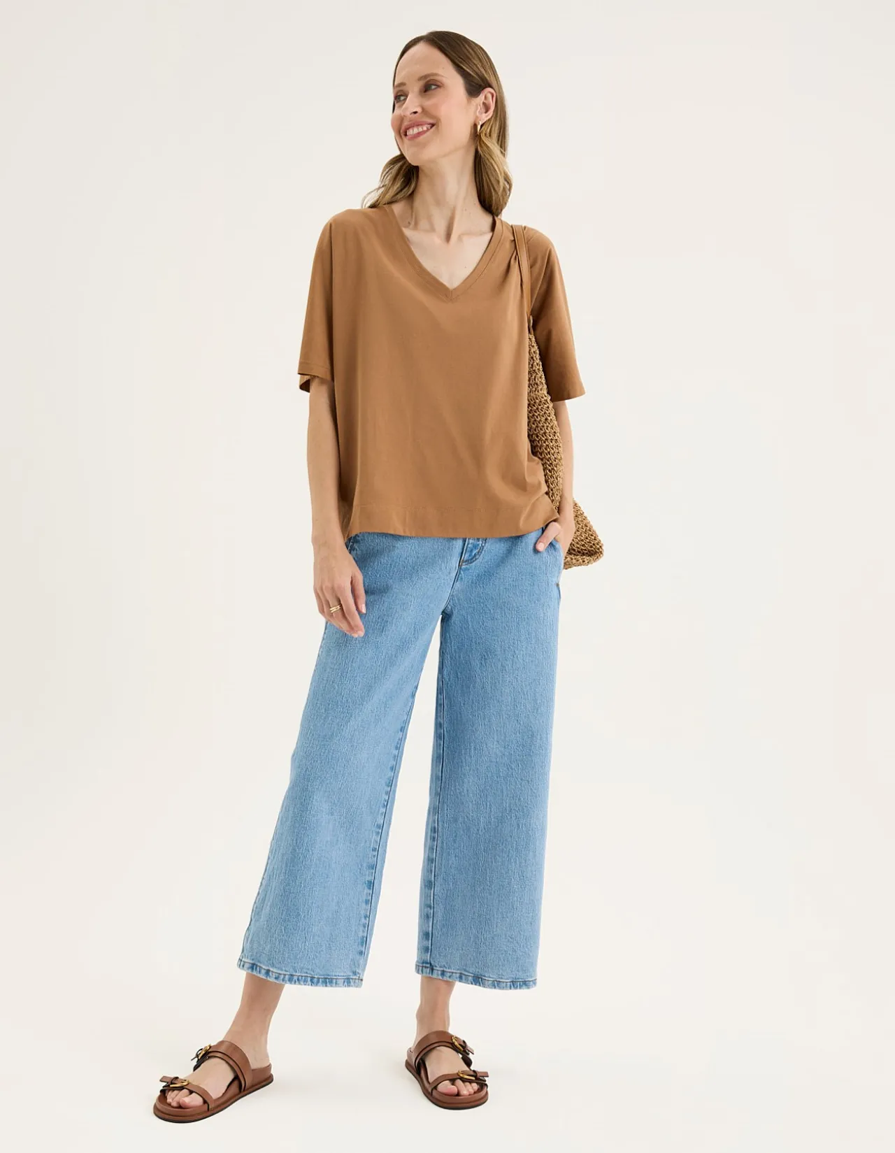GLASS TEE