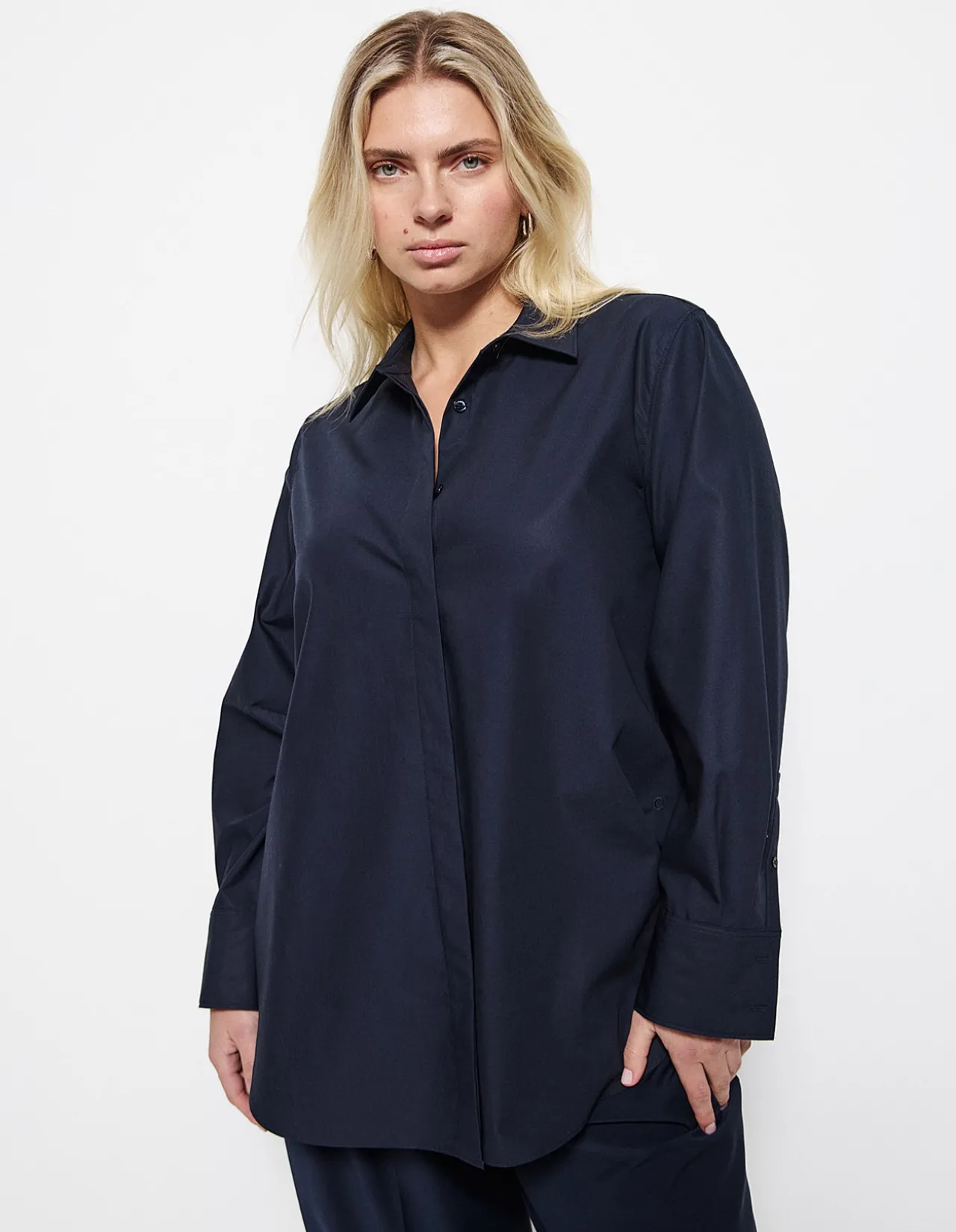GOOD EARTH COTTON DEMI SHIRT