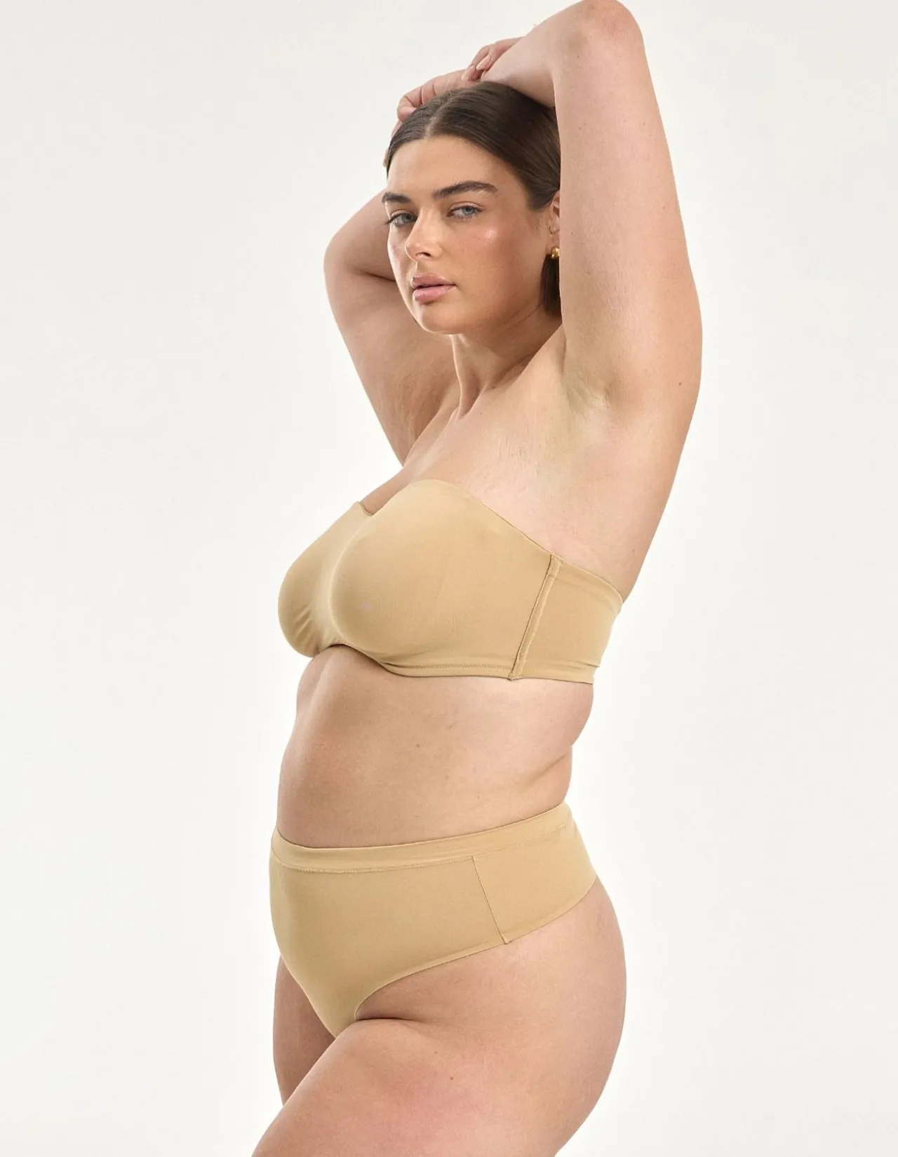 Gravity-Defying Strapless Bra
