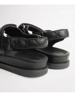 HIRANNI SANDAL