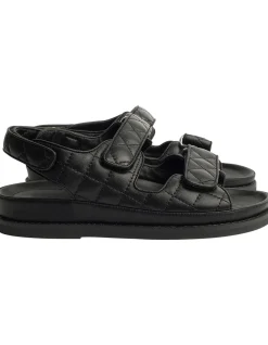 HIRANNI SANDAL