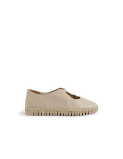 Hylow Elasticated Leather Flat Shoes