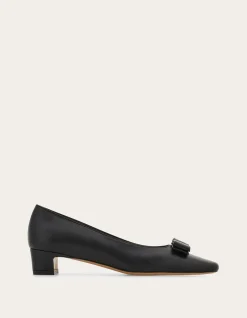 ICONIC BOW PUMP