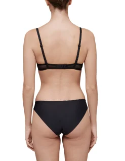 INTRIGUE TRIANGLE PUSH UP BRA