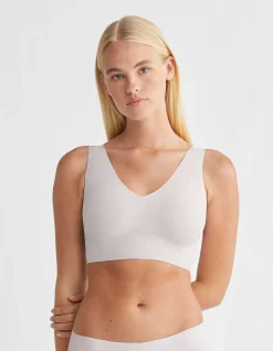INVISIBLES COMFORT LIGHTLY LINED BRALETTE V NECK
