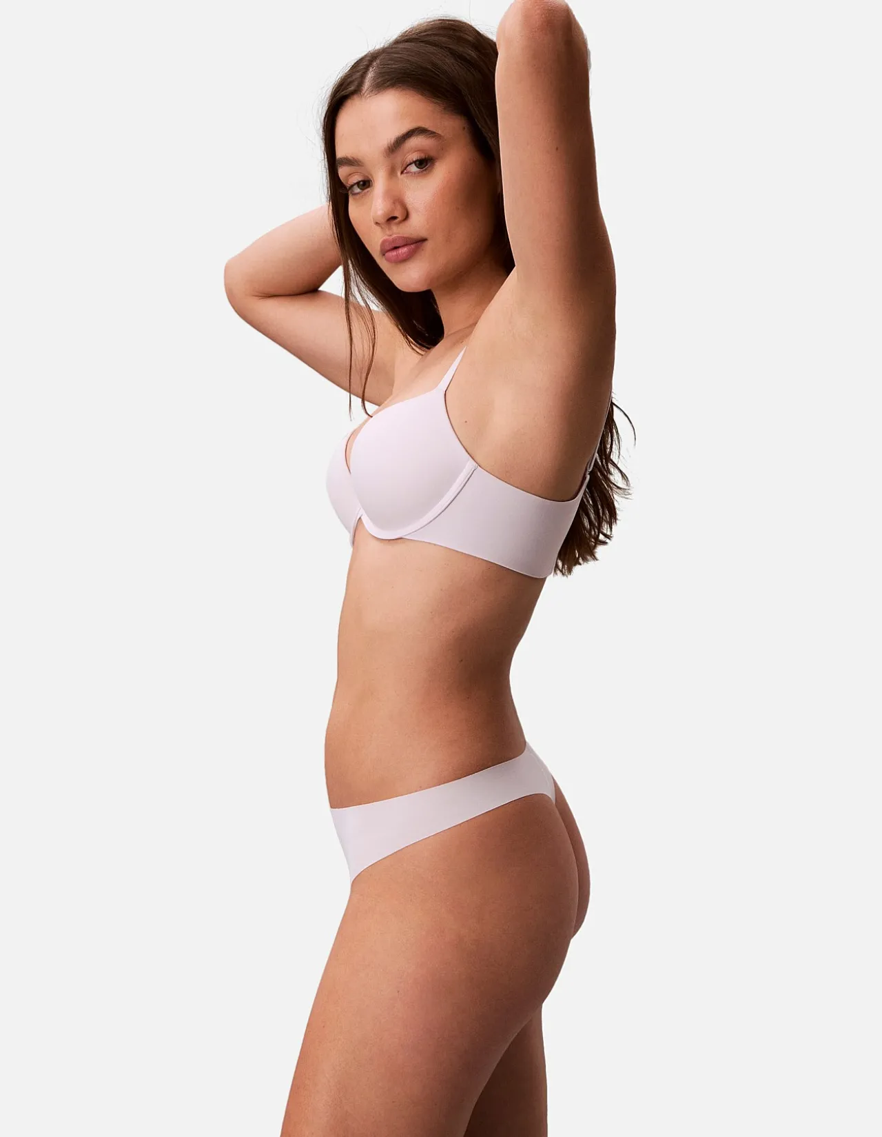 INVISIBLES MICROFIBER STRETCH THONG