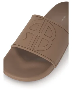 ISLA SLIDES