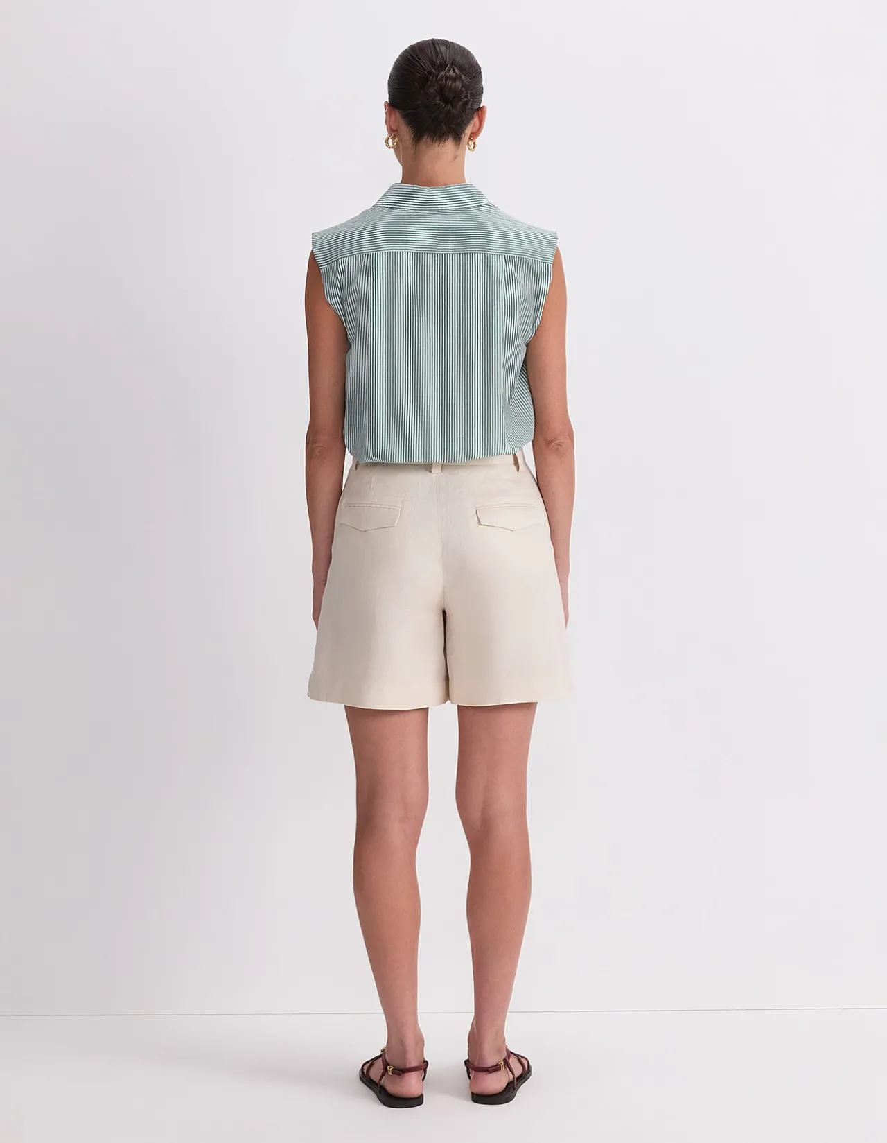 JAMIE LINEN PLEAT SHORT