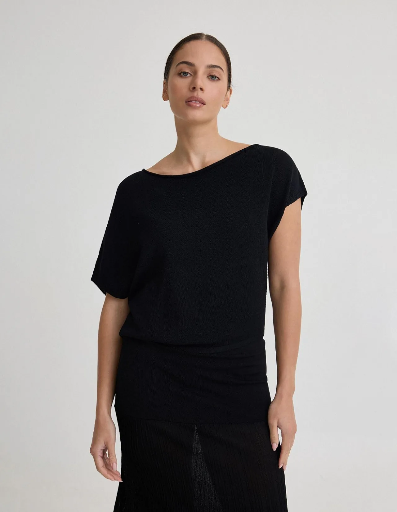 JAYA KNITTED DRAPE TOP