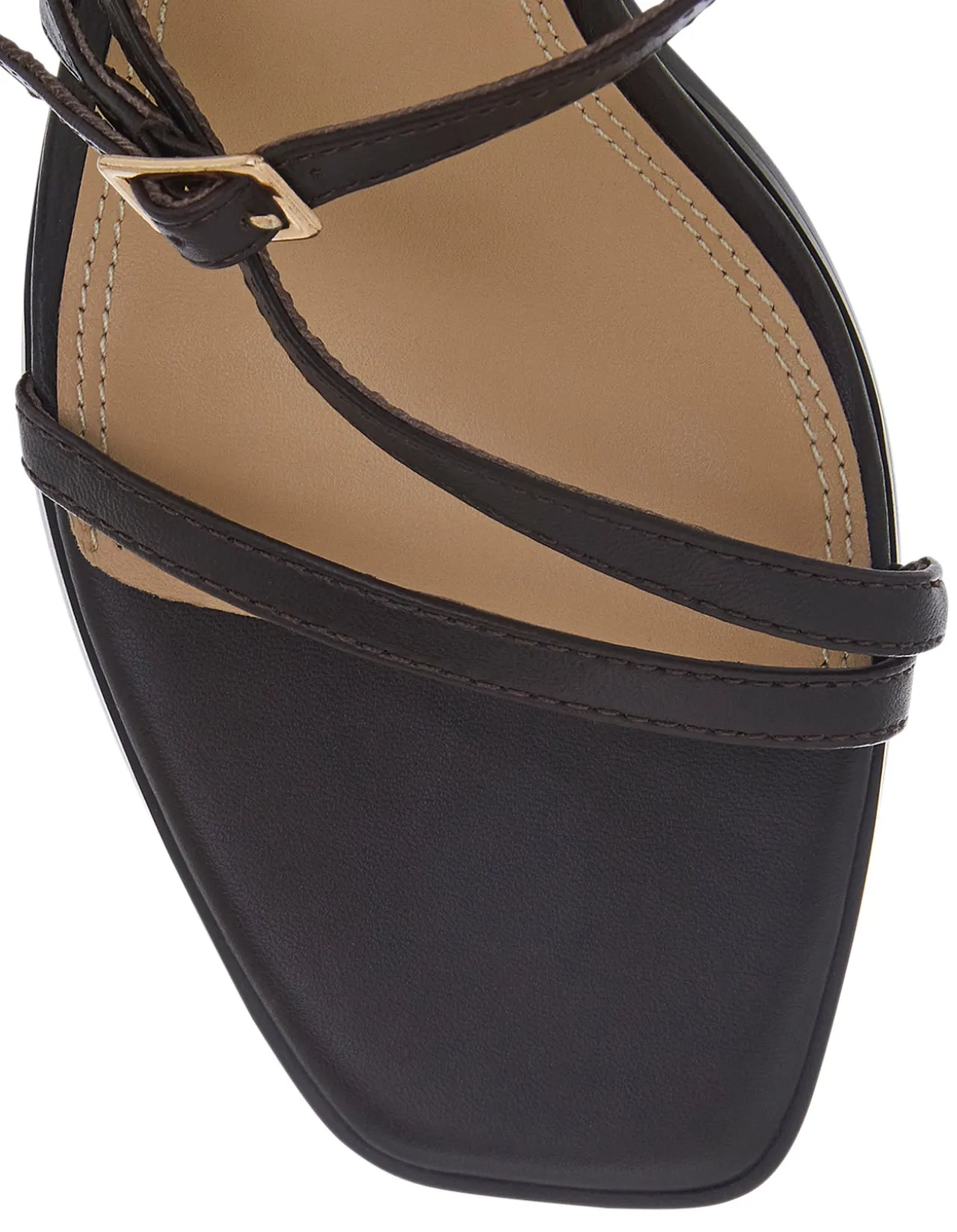 JENNIFER SANDAL