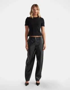 KAI SCALLOP EDGE TEE