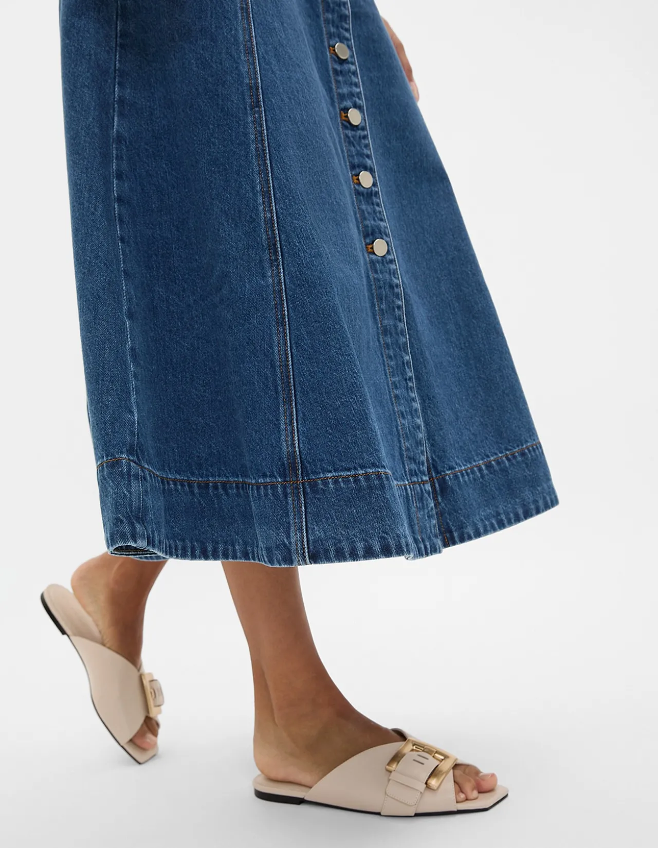 KAYA BUCKLE SLIDE