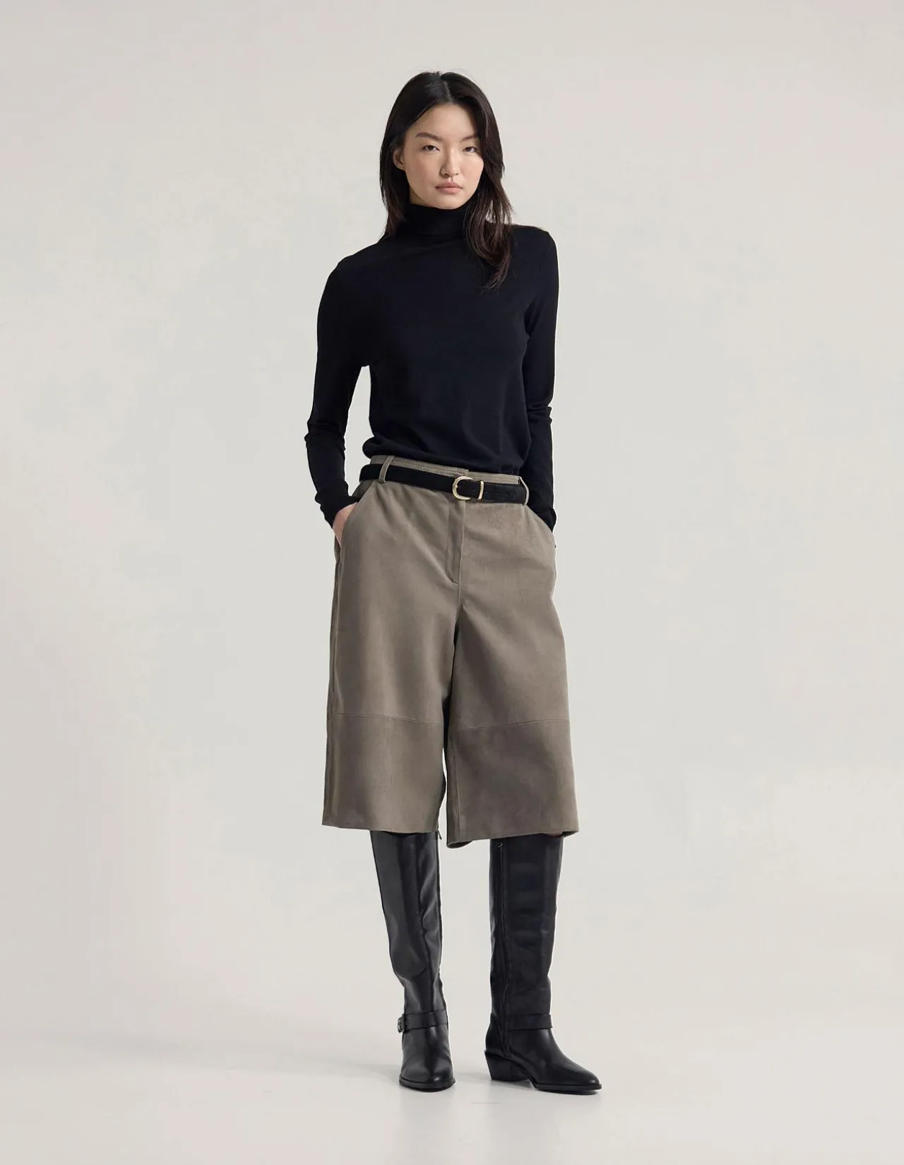 KIERA SUEDE BERMUDA SHORTS